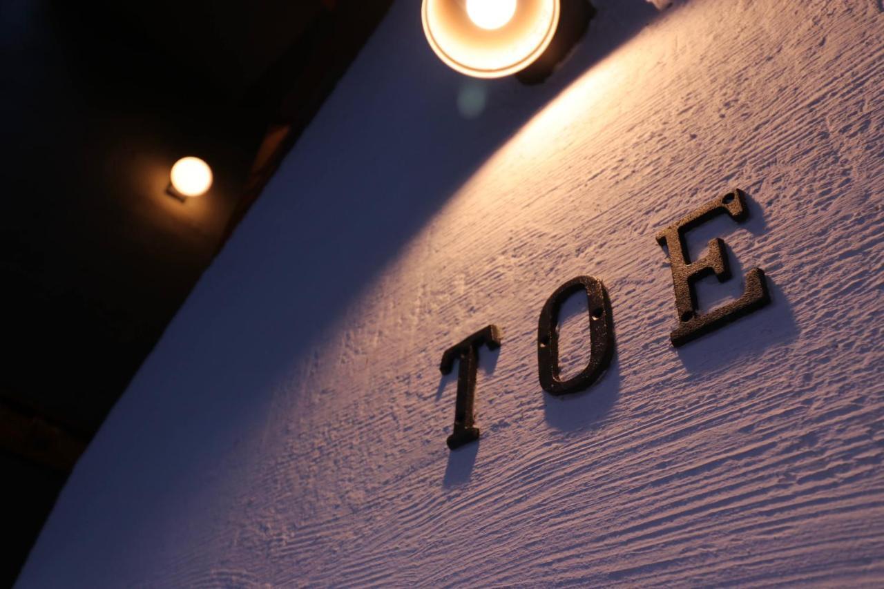Toe Library Tokyo Asakusa Экстерьер фото